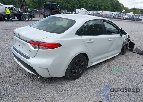 2022 Toyota Corolla Le z USA, uszkodzony, nr VIN JTDEPMAE3NJ191675